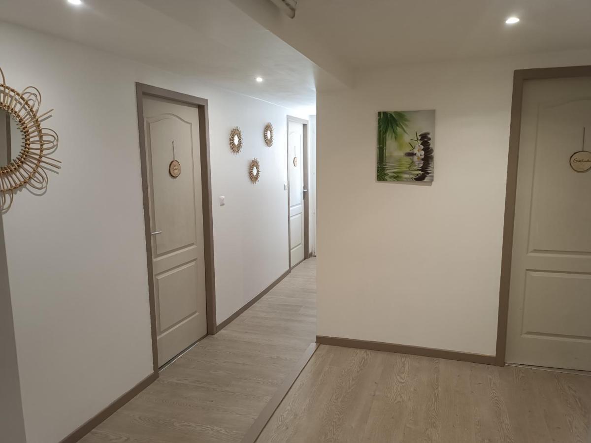 Maison A La Campagne Biras Exteriör bild